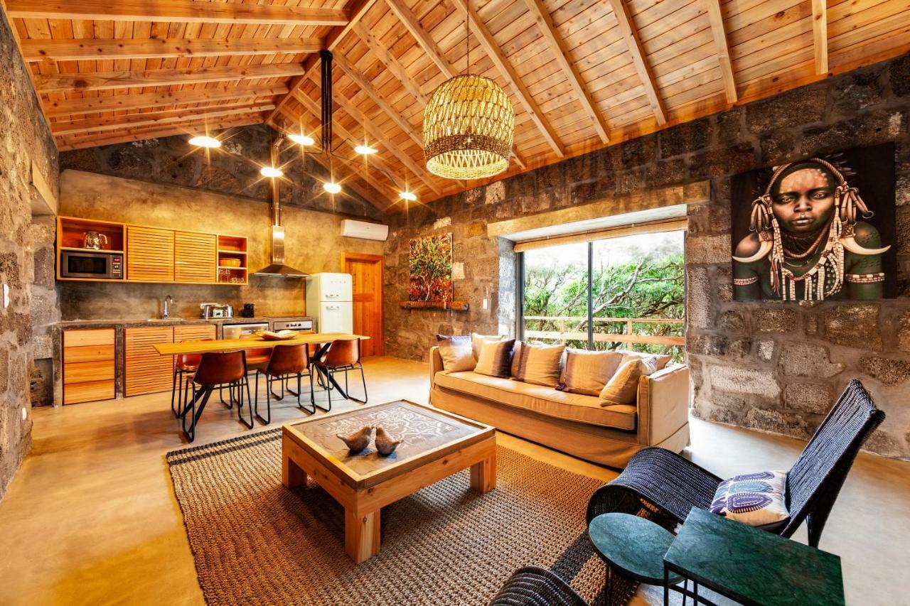 マダレナ Pocinhobay Bed & Breakfast エクステリア 写真